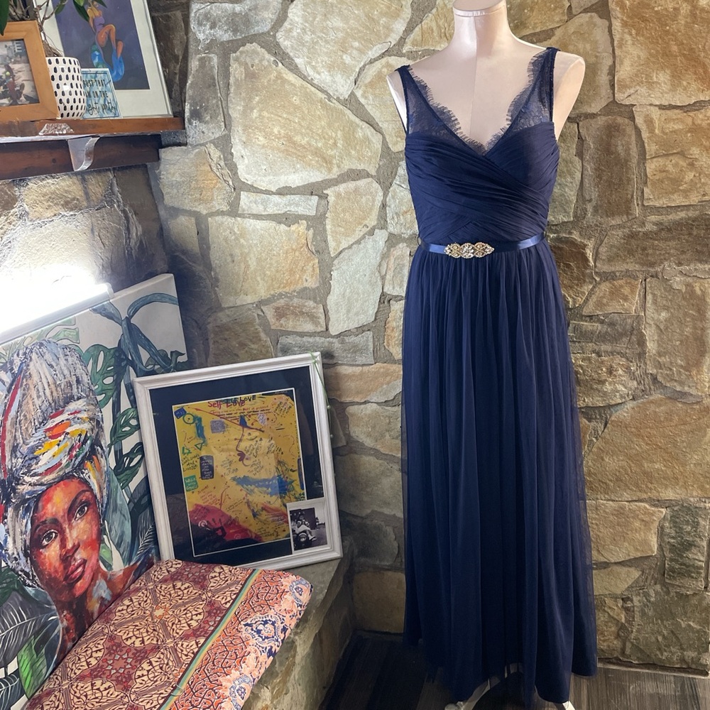 Elegant Navy Lace-Trim Evening Gown